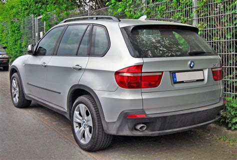 BMW X5 (E70) 3.0d (235 Hp) DPF 2007 - 2008 Specs and Technical Data, Fuel Consumption, Dimensions