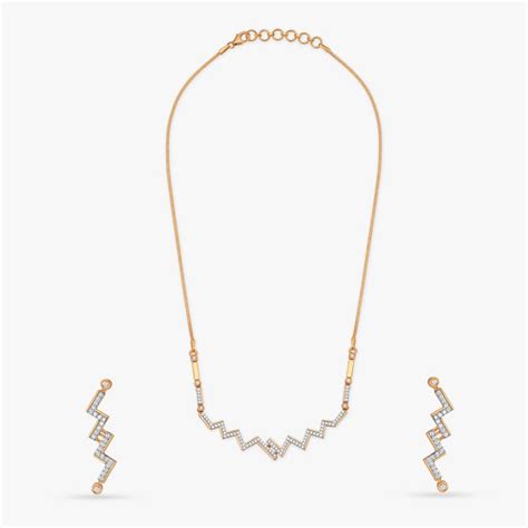 Beguiling Simplicity Necklace Set