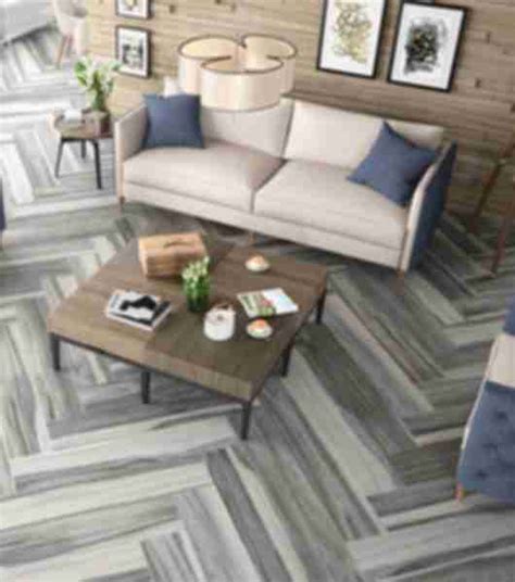 Herringbone Pattern Wood Look Tile Floor | Floor Roma
