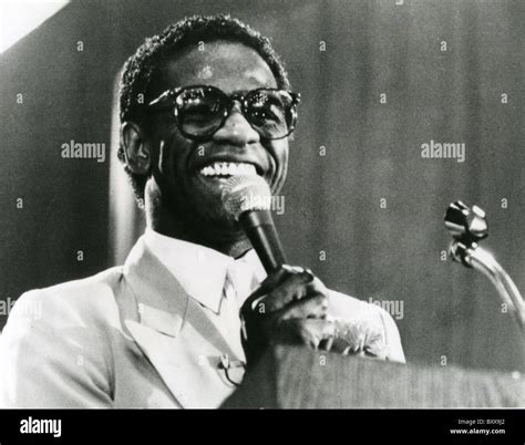 Singer gospel hi-res stock photography and images - Alamy