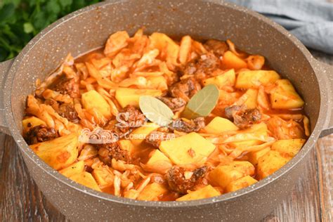 Тушеная картошка с мясом и капустой (покажу, как сделать ее очень ...