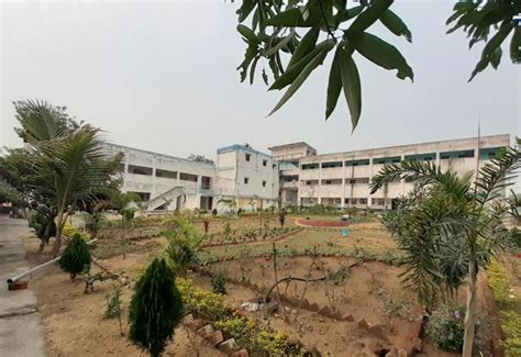 Deben Mahato Teacher Training Institute