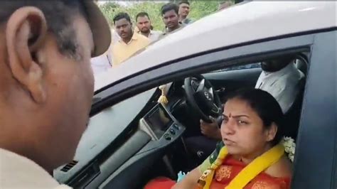 Andhra Pradesh minister Mandipalli Ramprasad Reddy wife scolds cop for ...
