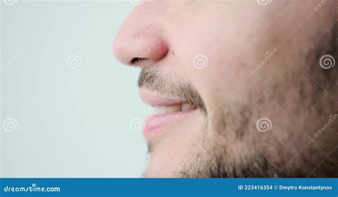 Generic Profile Man Smiling 的图像结果