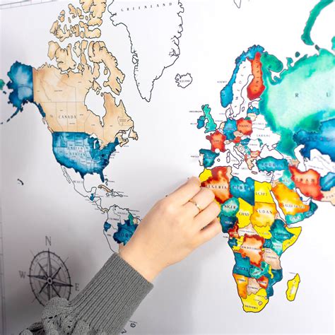 Color Your Own World Map 的图像结果