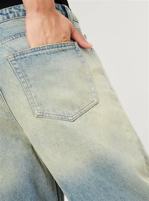Buy Men Loose Fit Distressed Jeans Online at just Rs. 1499.0 ...