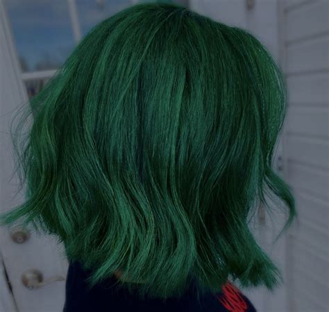 Pin by Vs Hair By Sarah on Green hair dye | Short green hair, Dark ...