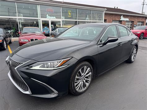 2019 Lexus ES 350 Stock # 8365 for sale near Brookfield, WI | WI Lexus Dealer