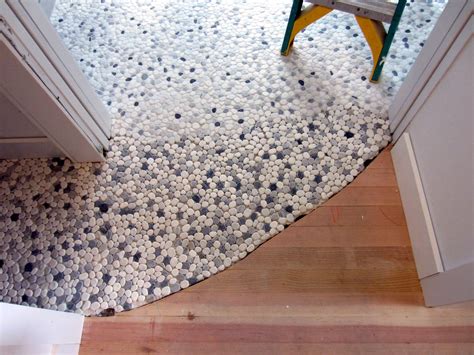 Gio Gio Design: Pebble Tile Flooring