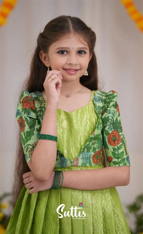 Maya Tissue Banarasi Long Gown - Light Green and Bottle Green – Ivalinmabia