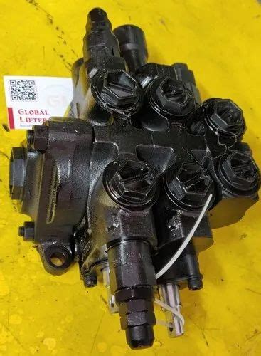 JCB Spare Parts - JCB 3DX Extra Hydraulic pump Trader - Retailer from ...