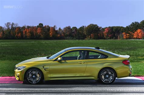 2015 BMW M4 Coupe Austin Yellow - Photoshoot