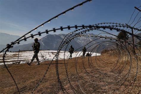 Pakistan's new army chief says will defend "motherland" during visit to ...