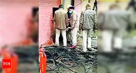 Fire: Fire breaks out in telephone exchange Patna | Patna News - Times ...