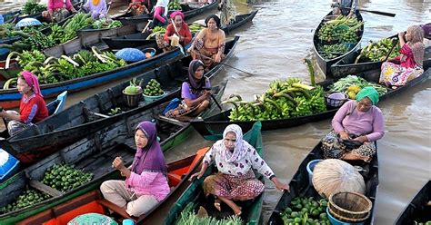dampak aktivitas perdagangan rempah-rempah pada abad xv bagi indonesia adalah