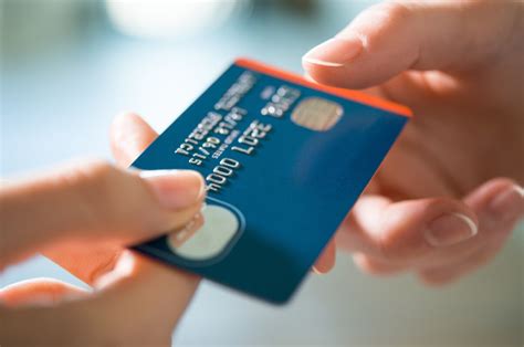 为什么银行必须大力发展信用卡业务？ - 知乎