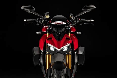 Ducati Unveils the Streetfighter V4 Hypernaked Motorcycle! » Car Blog India