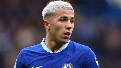 Revealed: Why Enzo Fernandez chose £106.8m Chelsea transfer & his ...
