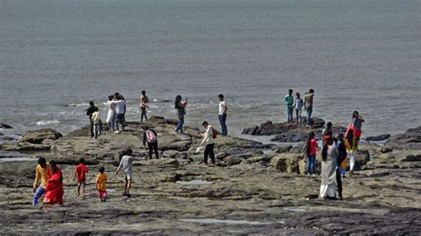 8 photos: Lensmen capture a day in Mumbai | The Times of India