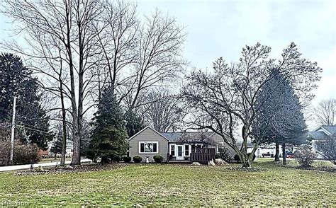 347 Riverside Dr, Painesville, OH 44077 | Homes.com