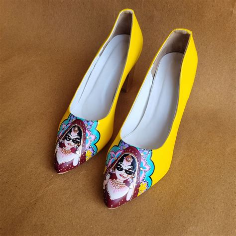 Yellow Swag dulhan 3.5 unch block pumps – zubiyastore