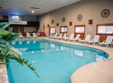 THE CARRIAGE HOUSE (Pocono Manor) - Apartment Reviews, Photos, Rate ...