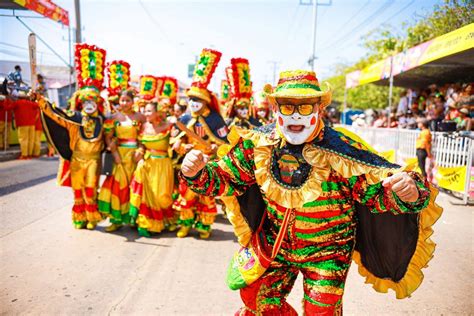 Carnaval de Barranquilla: Danzas, cumbias y comparsas