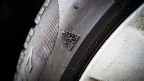 https://www.slashgear.com/img/gallery/what-does-the-mountain-symbol-on-certain-tires-mean-and-which-types-come-with-it/intro-1744201014.jpg