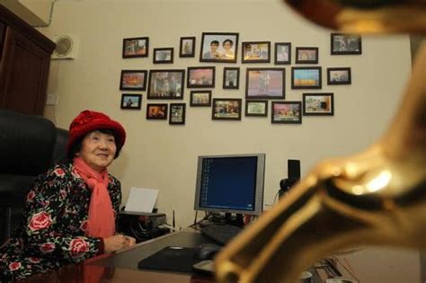 她曾是上海第一首富，53岁被判死刑，73岁创业又重返千万身家__凤凰网