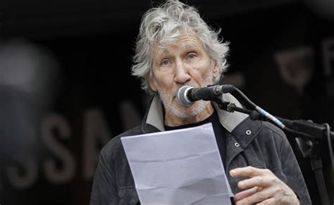 Pink Floyd के रोजर वाटर्स ने पीएम मोदी पर साधा निशाना, CAA को बताया ...