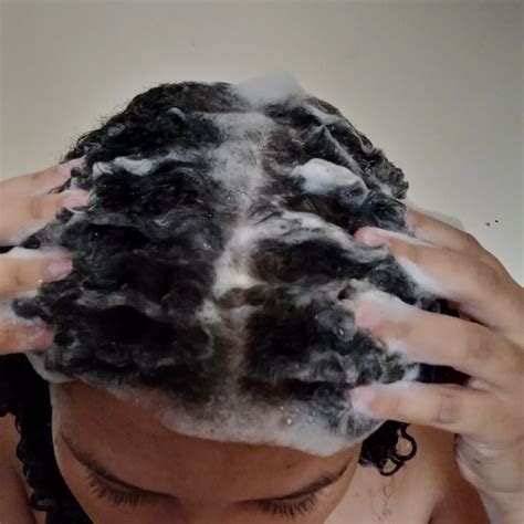 How To Clarify Curly Hair & How Often You Should Be – The Curly Hair ...