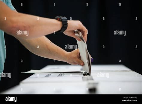 Voting Hand 的图像结果