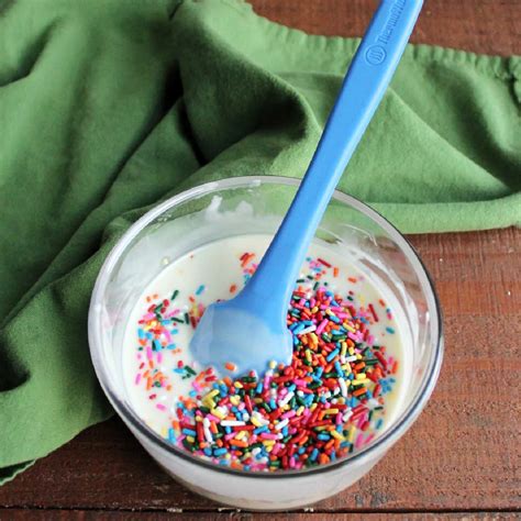 Homemade Unicorn Magic Shell - Cooking With Carlee