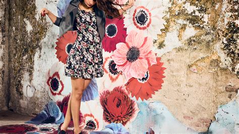 Download wallpaper photoshoot, Selena Gomez, clothing collection Neo ...