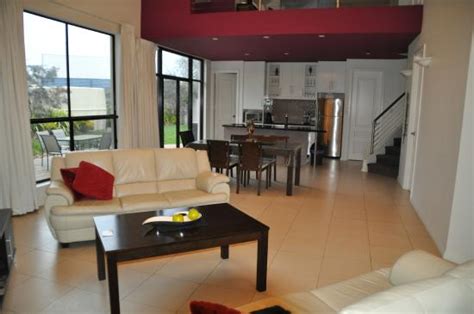 MERLOT & VERDELHO TOWNHOUSES (Penola) - Ranch Reviews, Photos, Rate ...