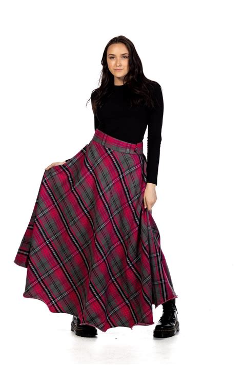 Long Plaid Skirt - Button Zipped | Tartan Skirts For Womens – Scottish Kilt