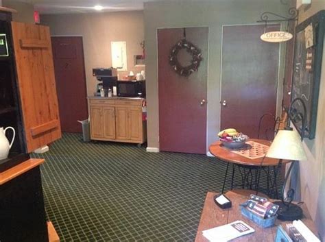 The best stay in Mcconnelsville for a very long time - Review of Three ...