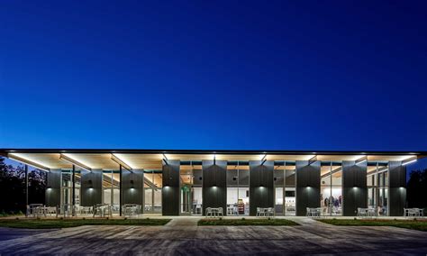 Ellis Golf Course Clubhouse - WoodWorks | Wood Products Council