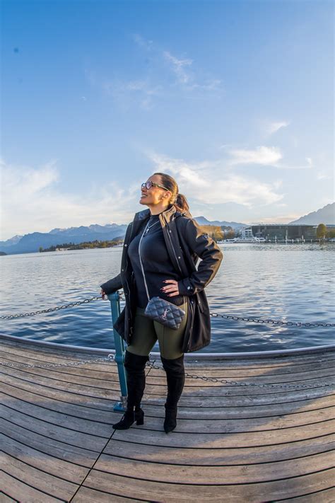 TW Pornstars - Lisa Ann. Twitter. A heaping slice of perfection, please #Switzerland Photo. 8:02 ...