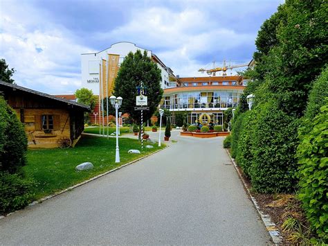 THE MONARCH HOTEL (Bad Goegging) - Hotel Reviews, Photos, Rate ...