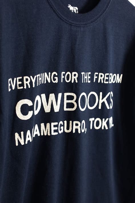 COW BOOKS / Book Vendor T-shirts-Black×Ivory – redtriangle