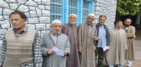 Lok Sabha Polls: Srinagar voters' enthusiasm evokes pre-militancy memories