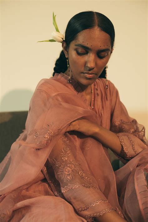 Buy - Salmon peacock stole | Elan Store