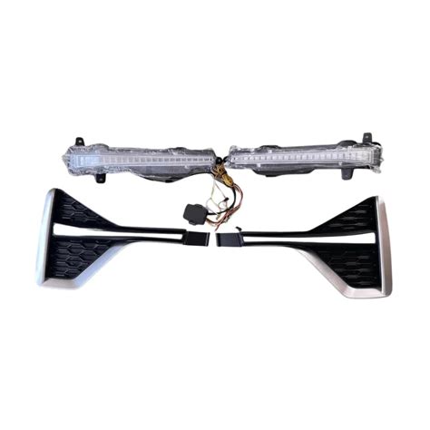 TOYOTA INNOVA HYCROSS DRL SMOKE TYPE(1PAIR) – LUXE AUTOMOTIVE