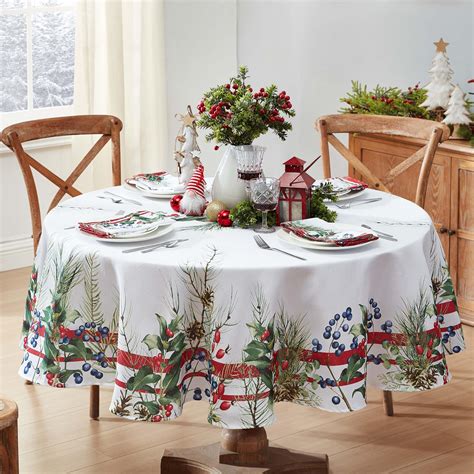 Amazon.com: Home Bargains Plus Pine Berry Provence Christmas Fabric ...