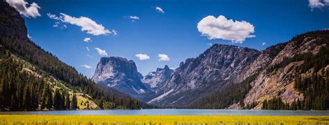 Between the Green River Lakes, Wind Rivers, Wyoming, USA [OC][5146 x ...
