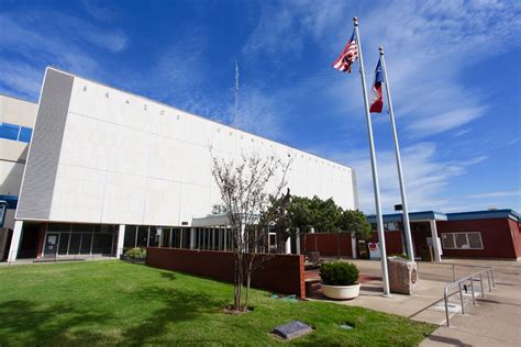 Brazos County Courthouse | Bryan, TX | James Ray | Flickr