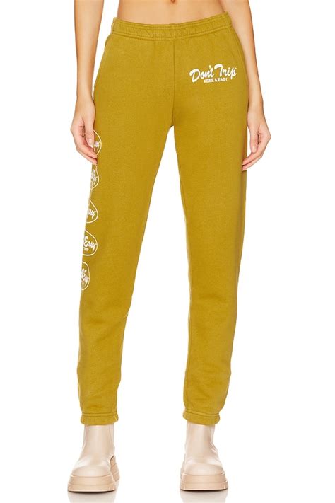 Free & Easy Oval Heavy Fleece Sweatpants in Vintage Olive | REVOLVE