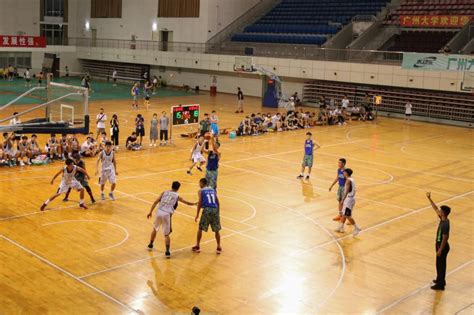 我校举行第七届篮球联赛暨第十二届校园篮球赛总决赛-广州大学新闻网