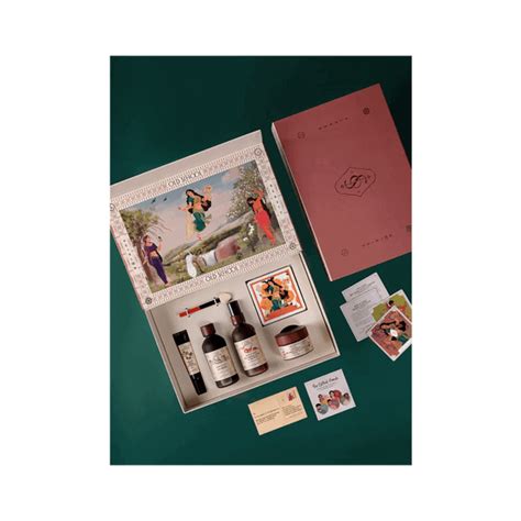 Buy Red Sandalwood & Saffron Skin Care Starter Box Online